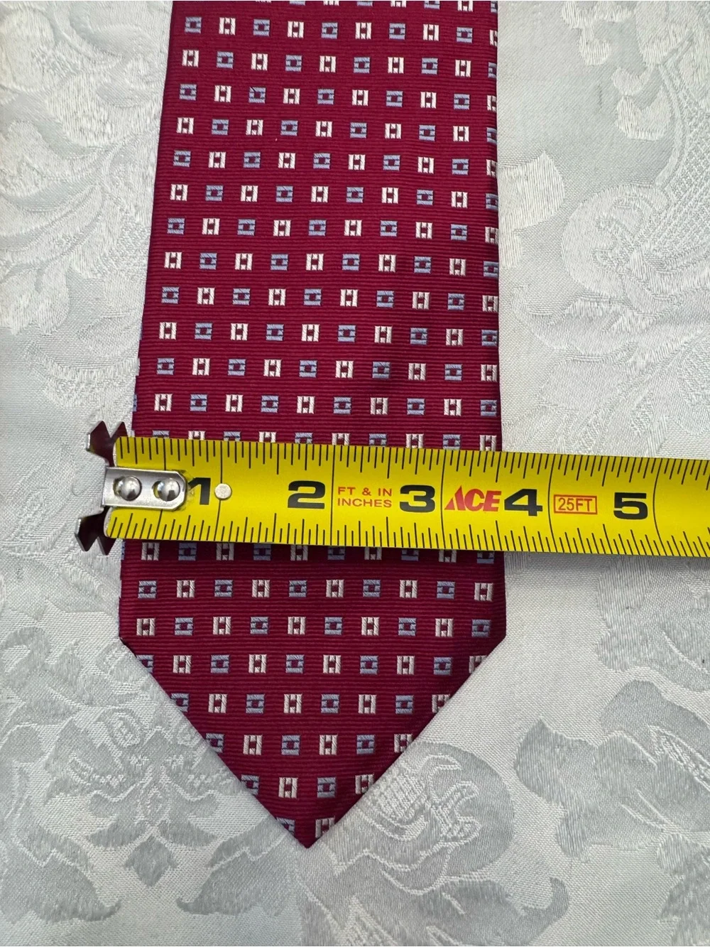 Brooks Brothers 346‎ Silk Tie Stain Resistant Red Old Money Preppy Dapper Square